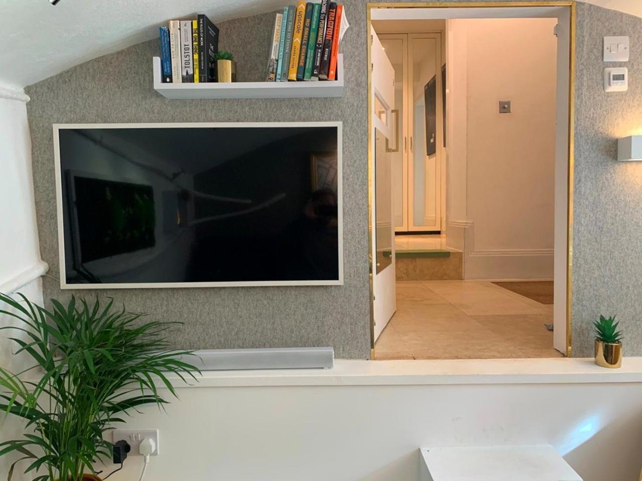 לונדון Stylish Apartment With Bbq Kensington מראה חיצוני תמונה