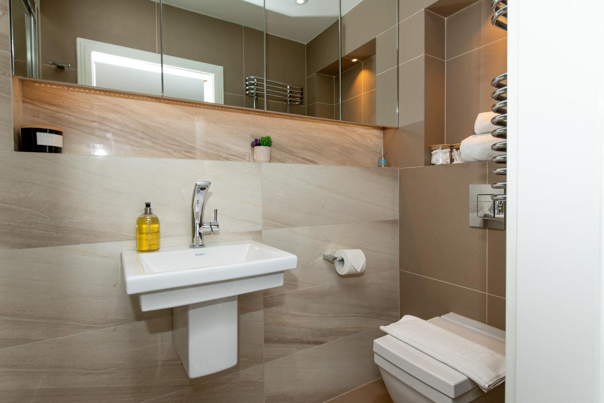 לונדון Stylish Apartment With Bbq Kensington מראה חיצוני תמונה