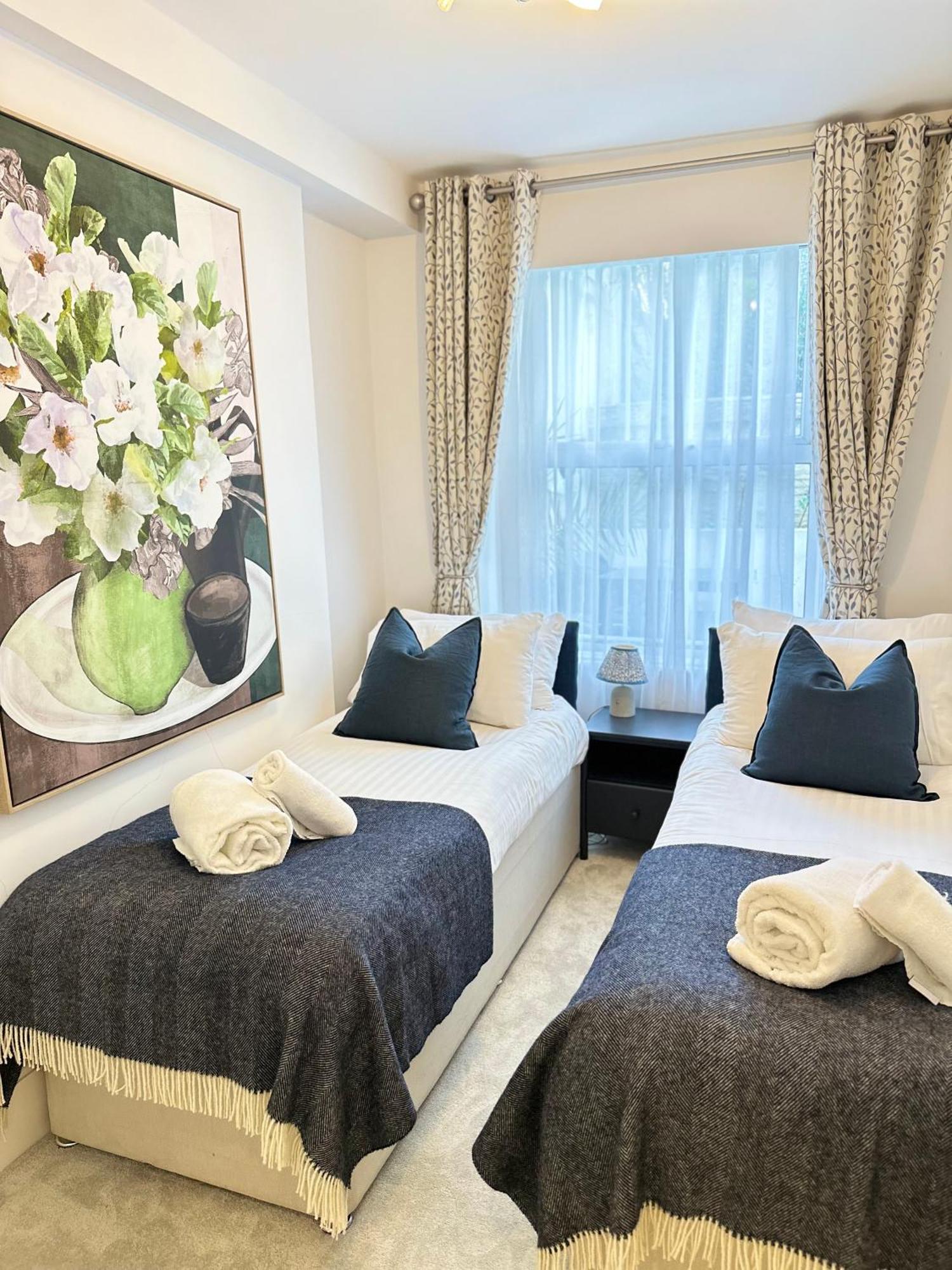 לונדון Stylish Apartment With Bbq Kensington מראה חיצוני תמונה